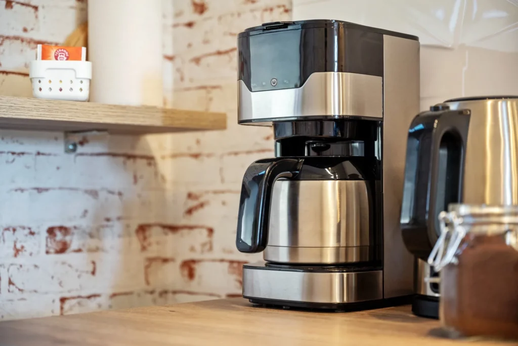 Kaffemaskine i køkkenet